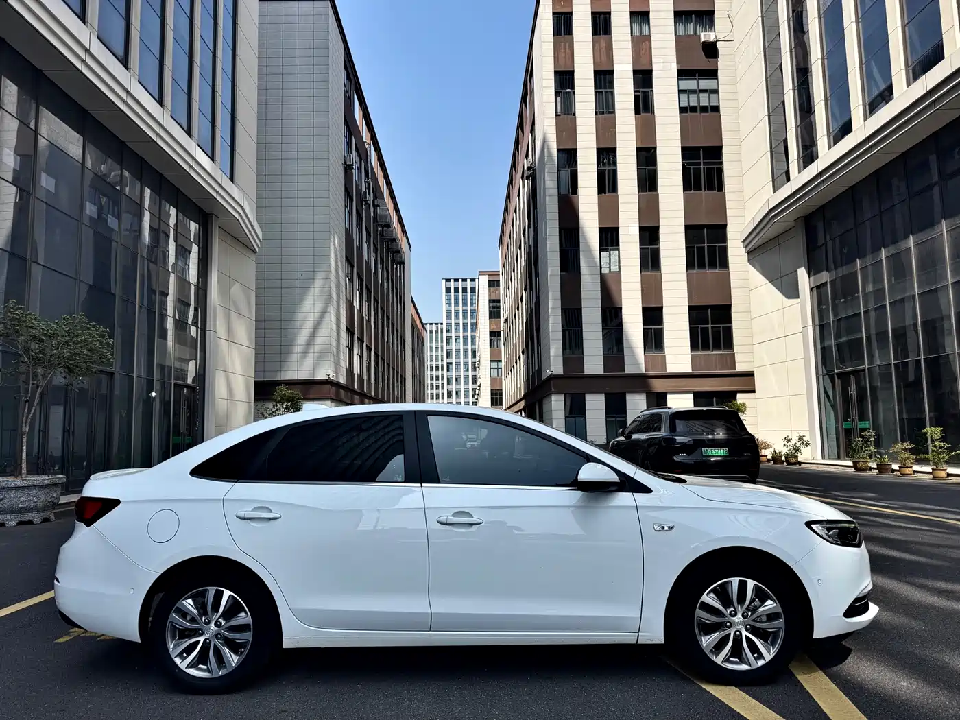 Buick Excelle 2019 18T Auto Connected Flagship China VI фото 4