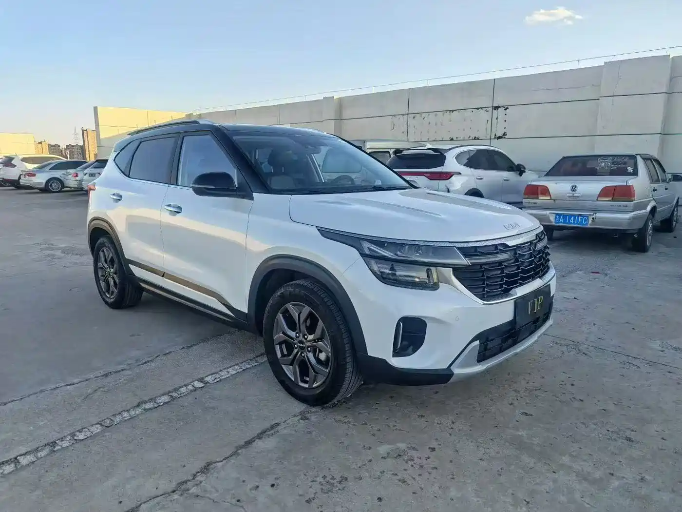 Kia Seltos 2024 2023 1.5L CVT Luxury Edition