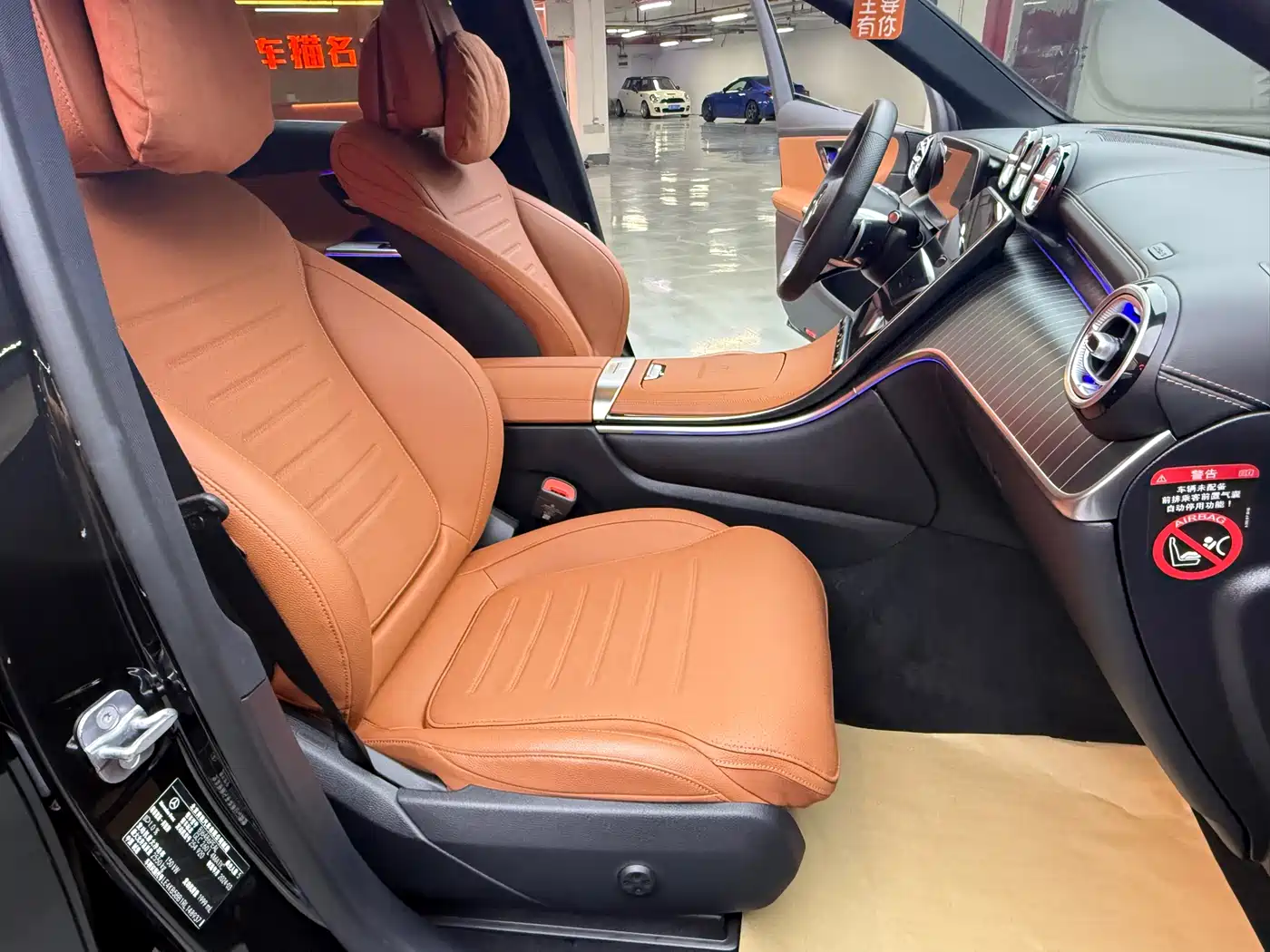 Mercedes-Benz GLC 2024 Facelift GLC 260 L 4MATIC Luxury 5-seater фото 11