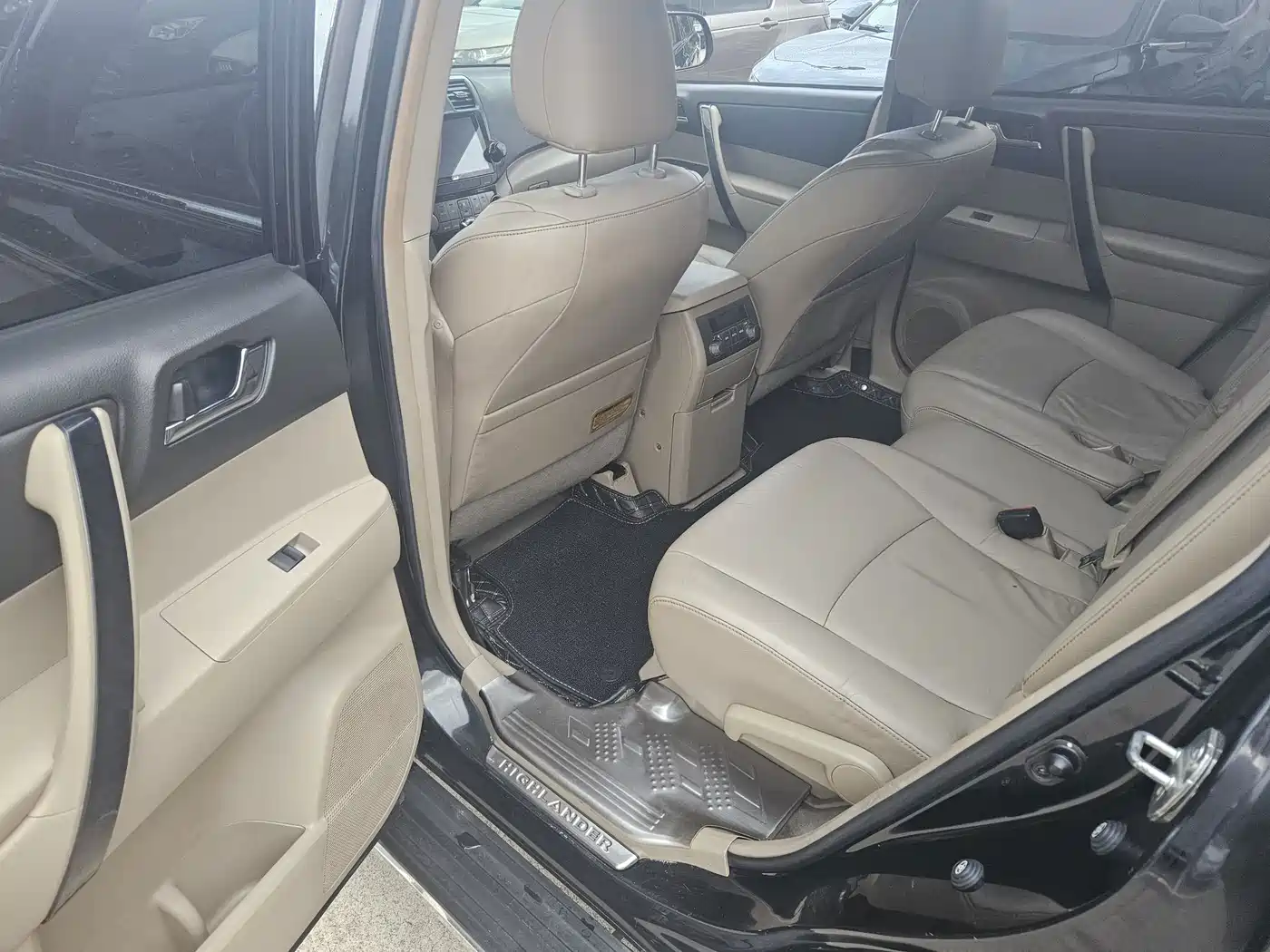 Toyota Highlander 2010 2009 2.7L 2WD 7-seater Luxury Edition