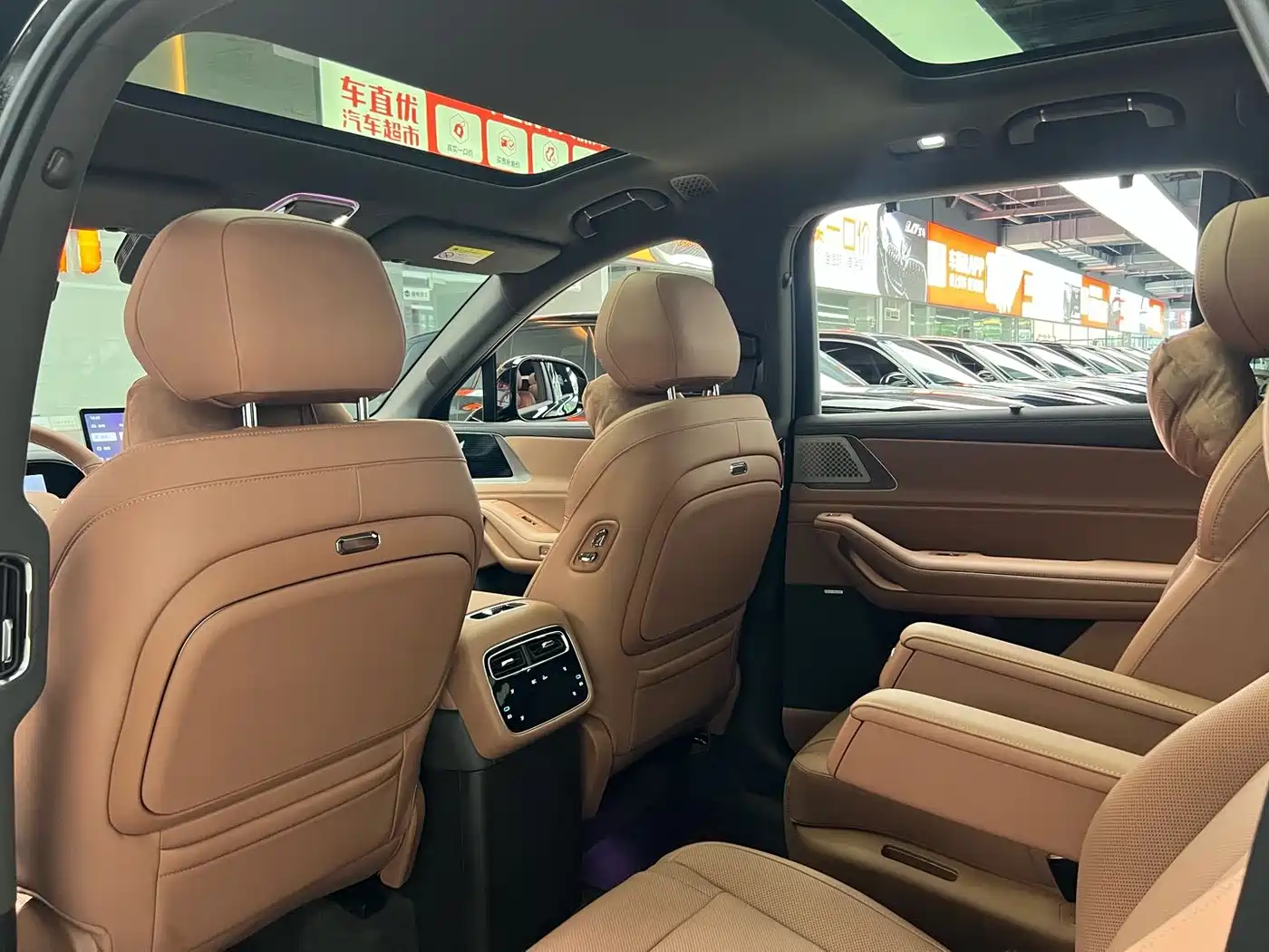 Denza N8L 2026 Model Prestige Edition фото 11