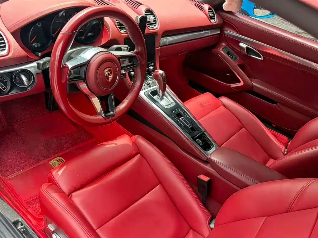Porsche 718 2016 Boxster 2.0T фото 6