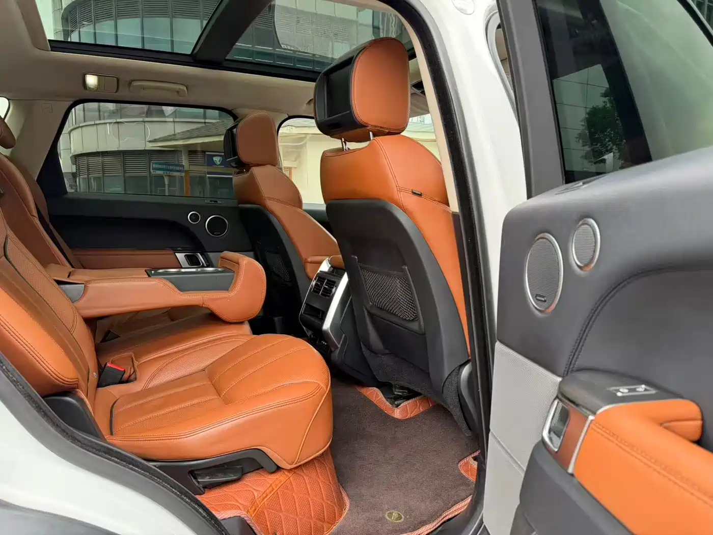Land Rover Range Rover Sport 2016 Model 3.0 SDV6 HSE DYNAMIC фото 7