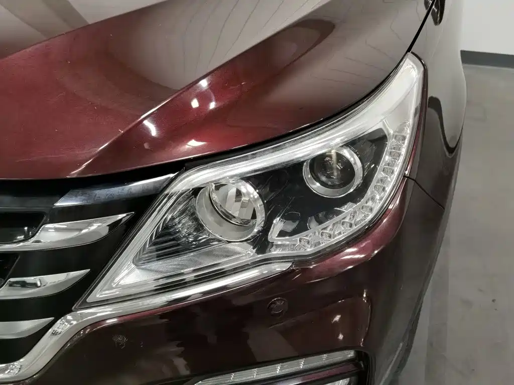 Фото 7 - Baojun 560