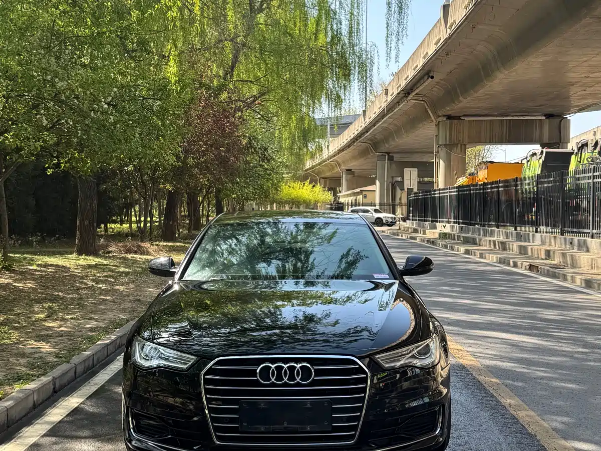 Audi A6L 2016 30 FSI Technology фото 2
