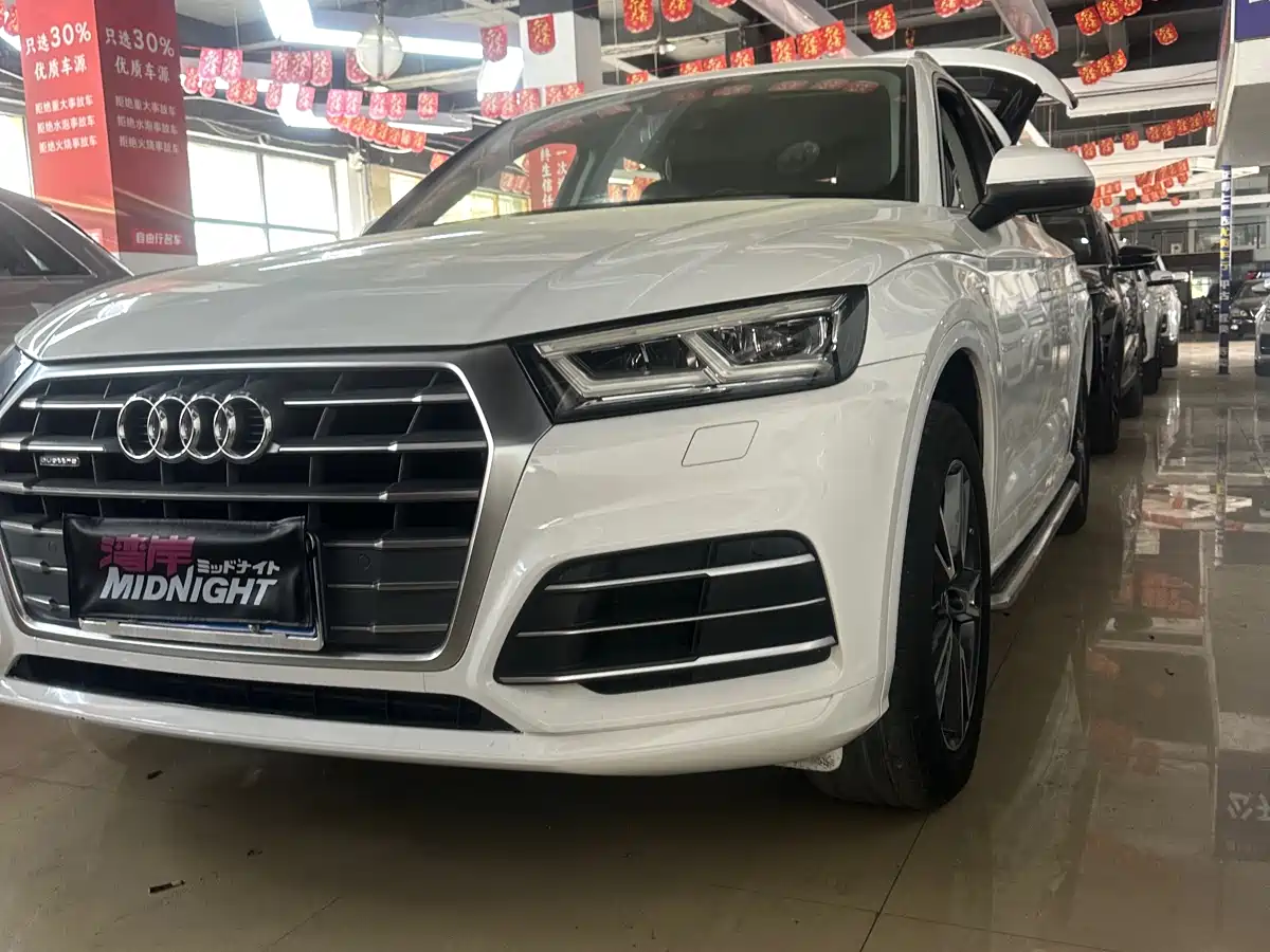 Audi Q5L 2018 40 TFSI Prestige Fashion (China V)