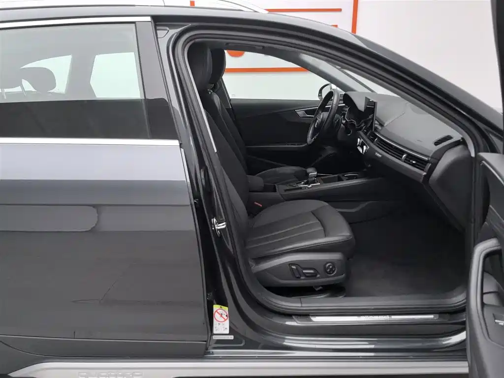 Audi A4 (Import) 2022 2022 allroad quattro