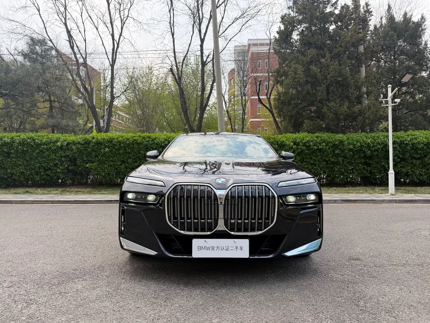 BMW 7-SERIES