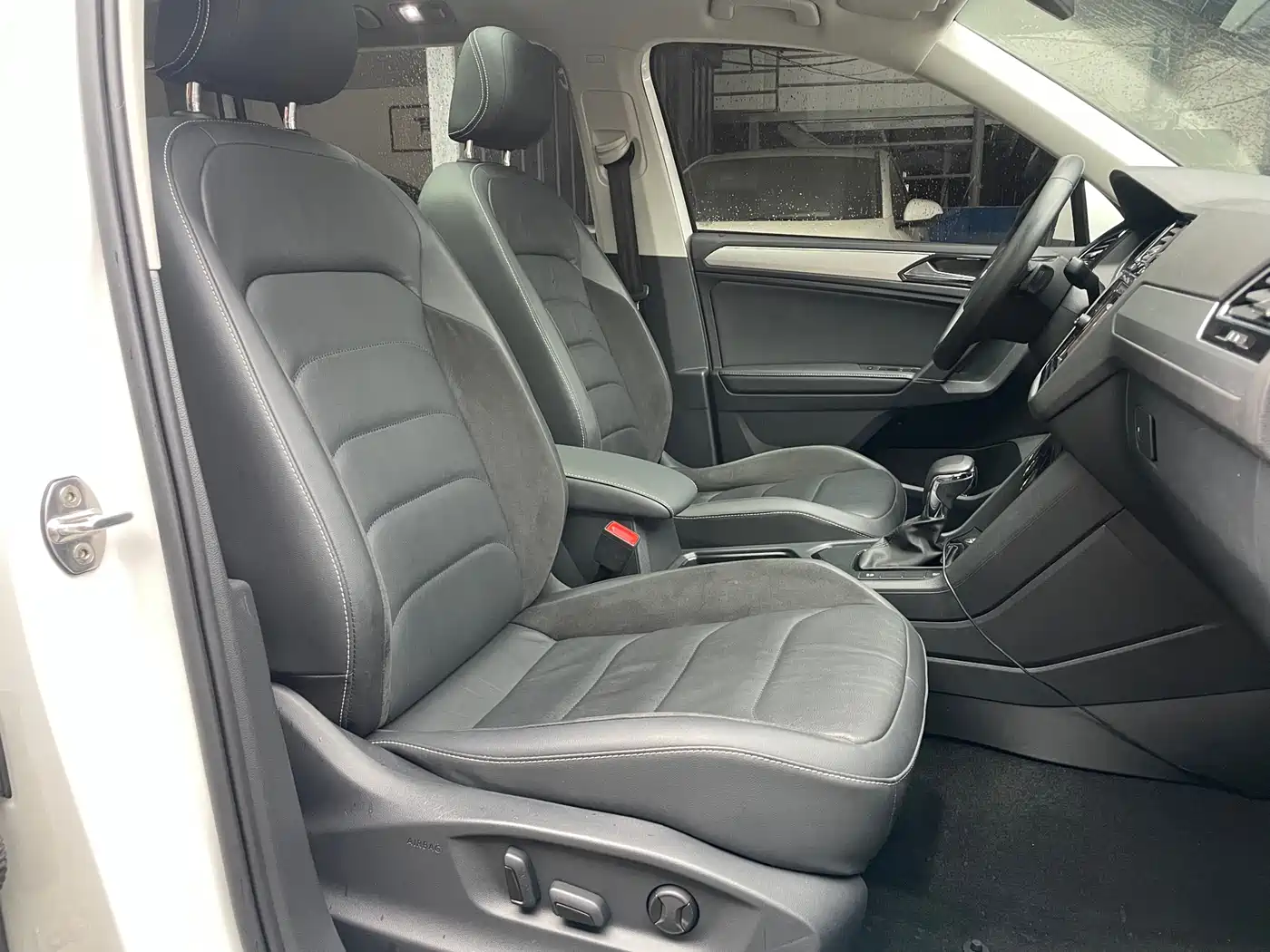 Volkswagen Tiguan L 2019 330TSI Automatic 2WD Panorama Comfort Edition China VI фото 12