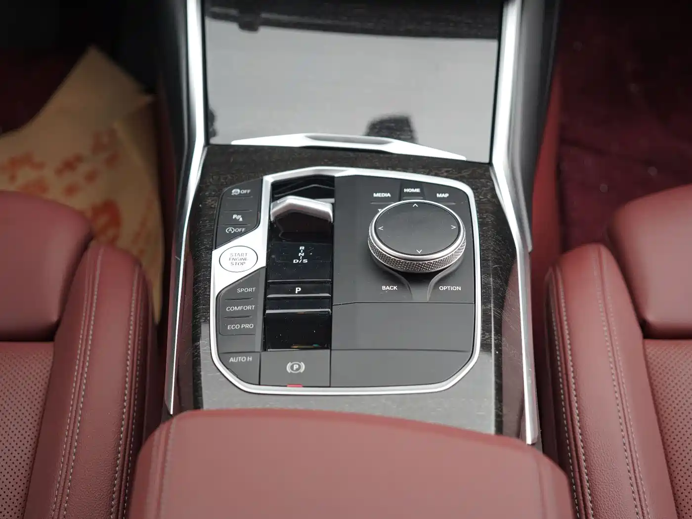 BMW 3 Series 2023 325Li M Sport Package фото 16