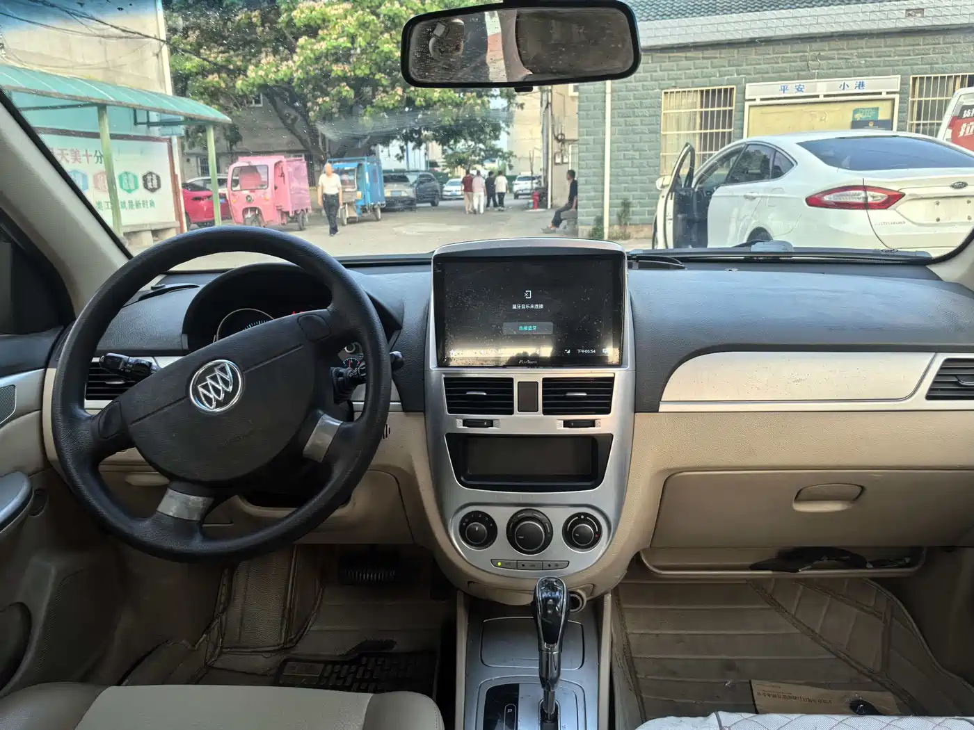 Buick Excelle 2013 1.5L Automatic Classic фото 9
