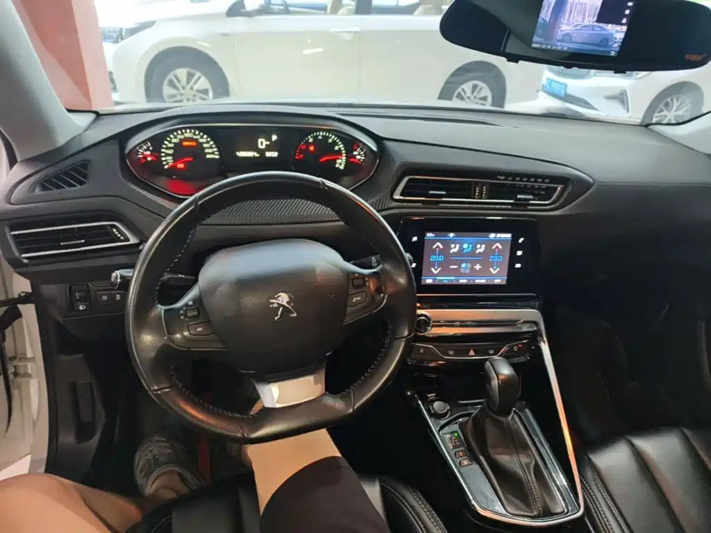 Photo 10 - Peugeot 308