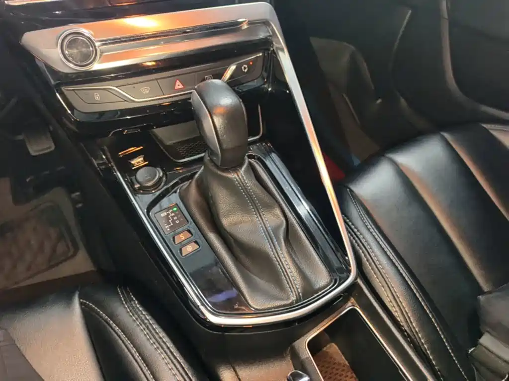Photo 14 - Peugeot 308