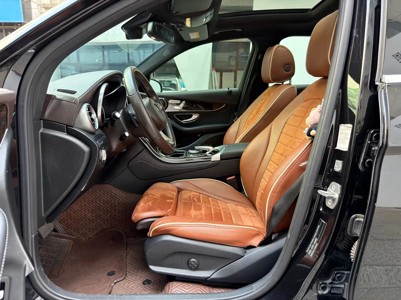 Mercedes-Benz GLC 2018 GLC 260 4MATIC Luxury фото 8