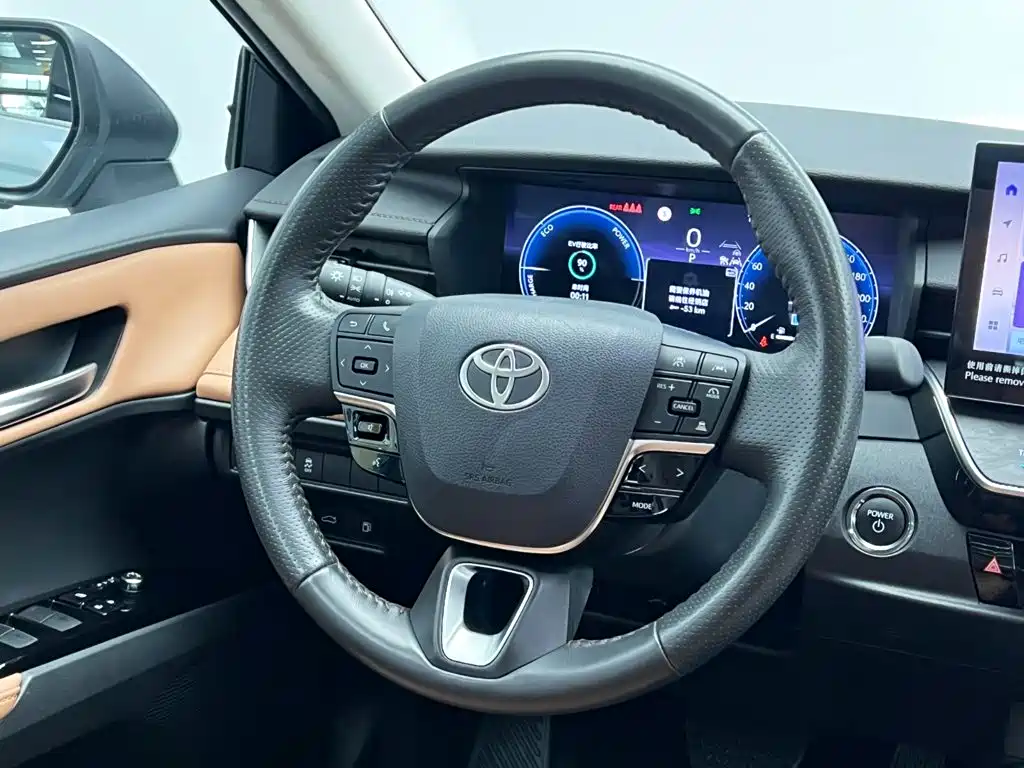 Toyota Camry 2025 2024 Hybrid 2.0HG Premium Edition