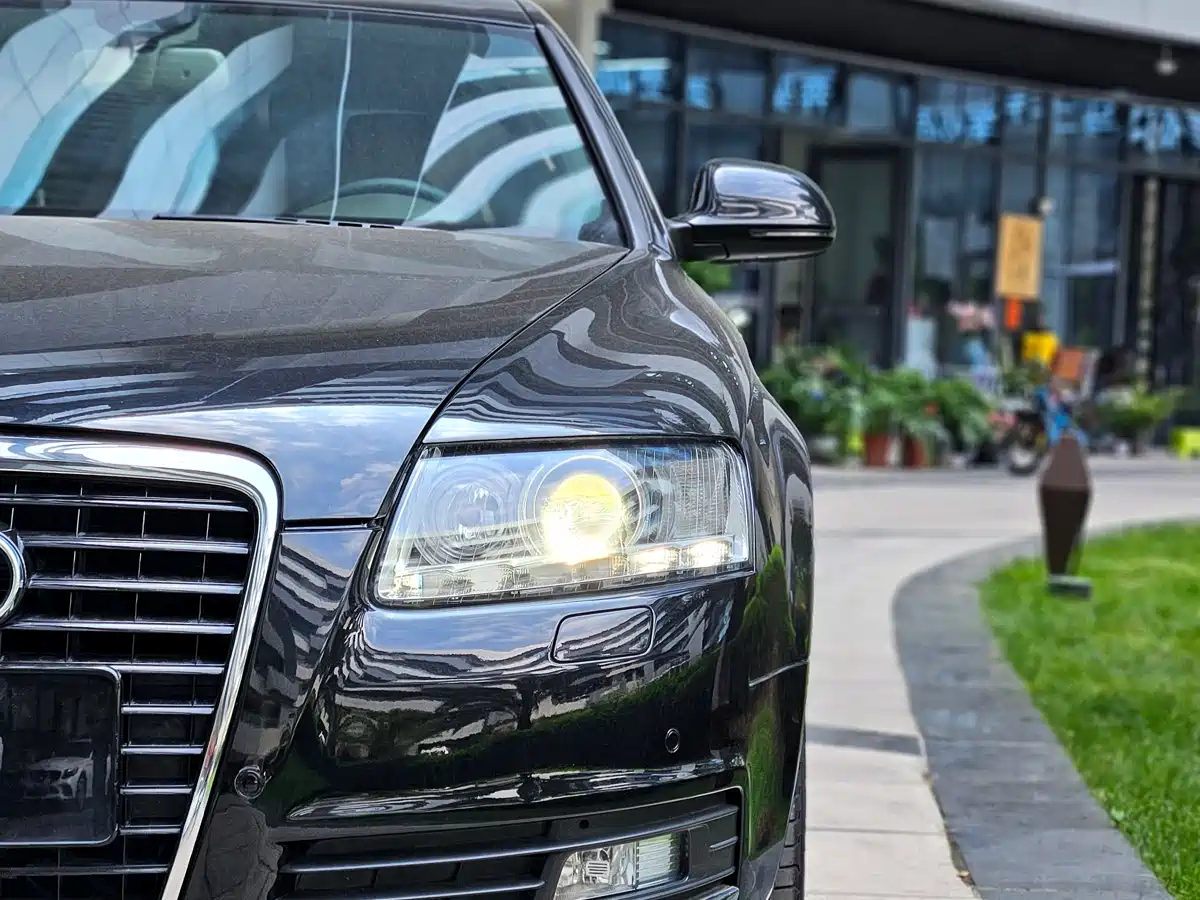Audi A6L 2011 3.0 TFSI quattro Luxury фото 27