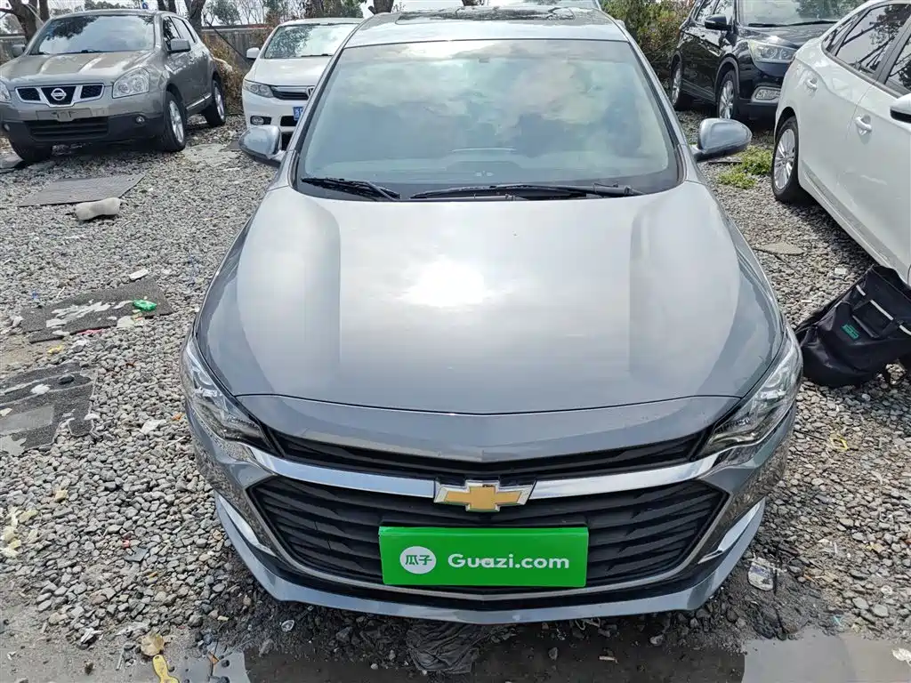 CHEVROLET CRUZE