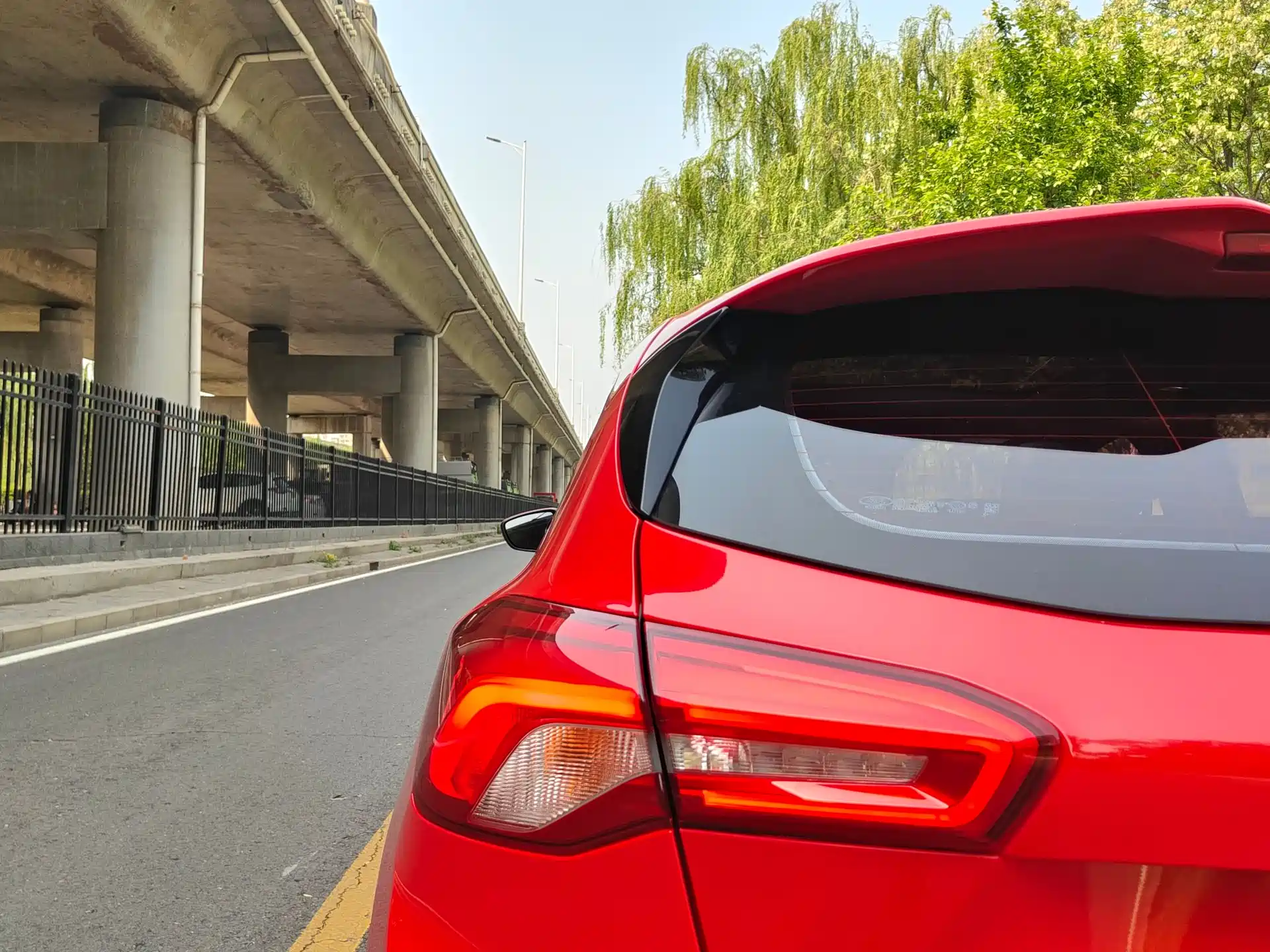 Фото 21 - Ford Focus