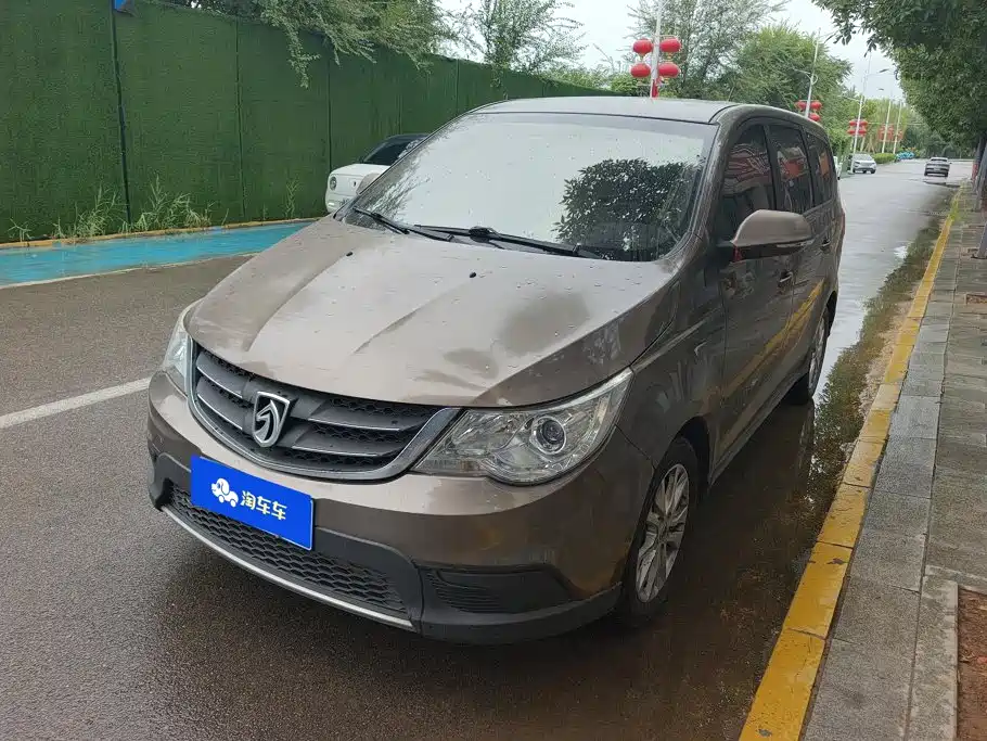 Фото 1 - Baojun 730