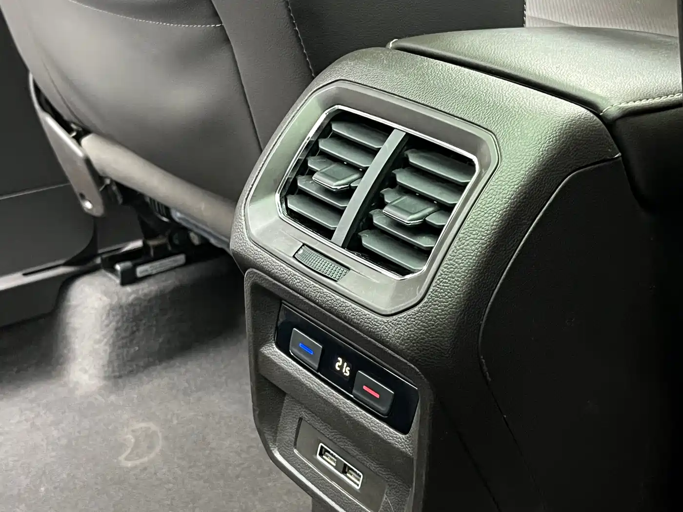 Volkswagen Tiguan L 2017 330TSI Automatic 2WD Flagship Edition фото 19