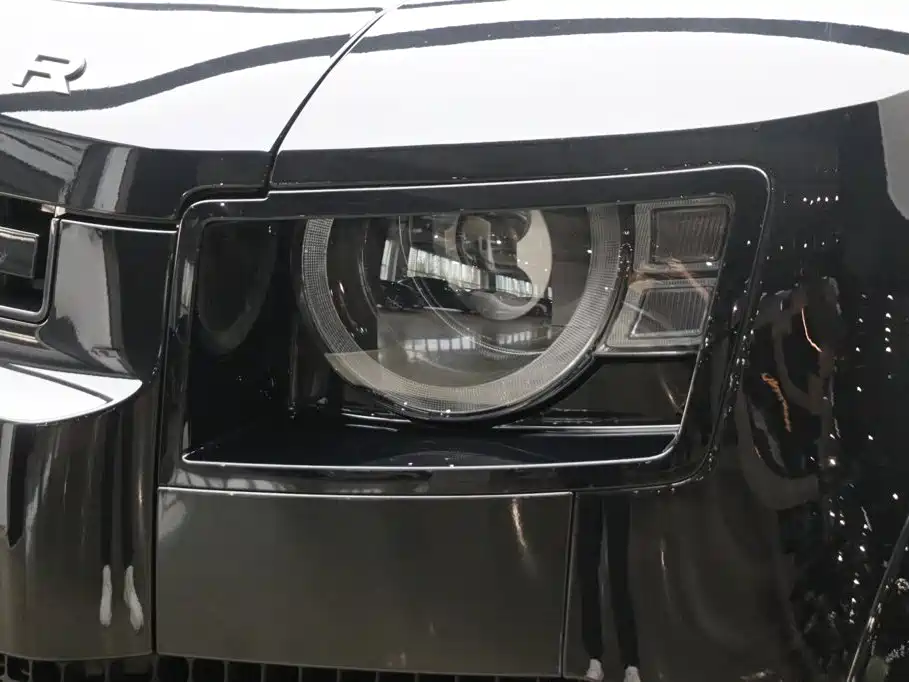 Land Rover Defender 2025 2025 110 3.0T P400 -Dynamic HSE