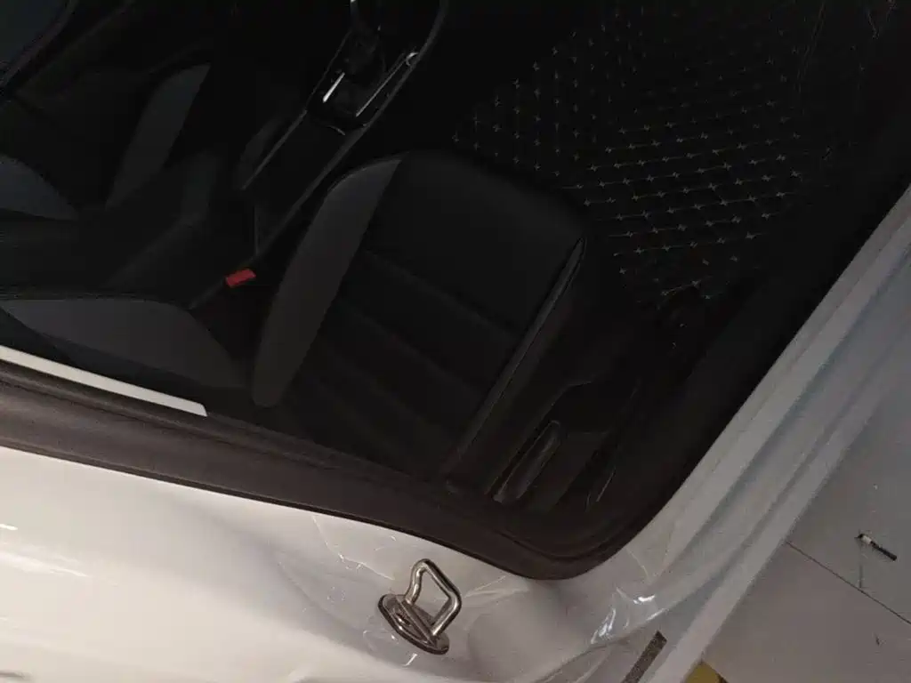Volkswagen Sagitar, миниатюра 25