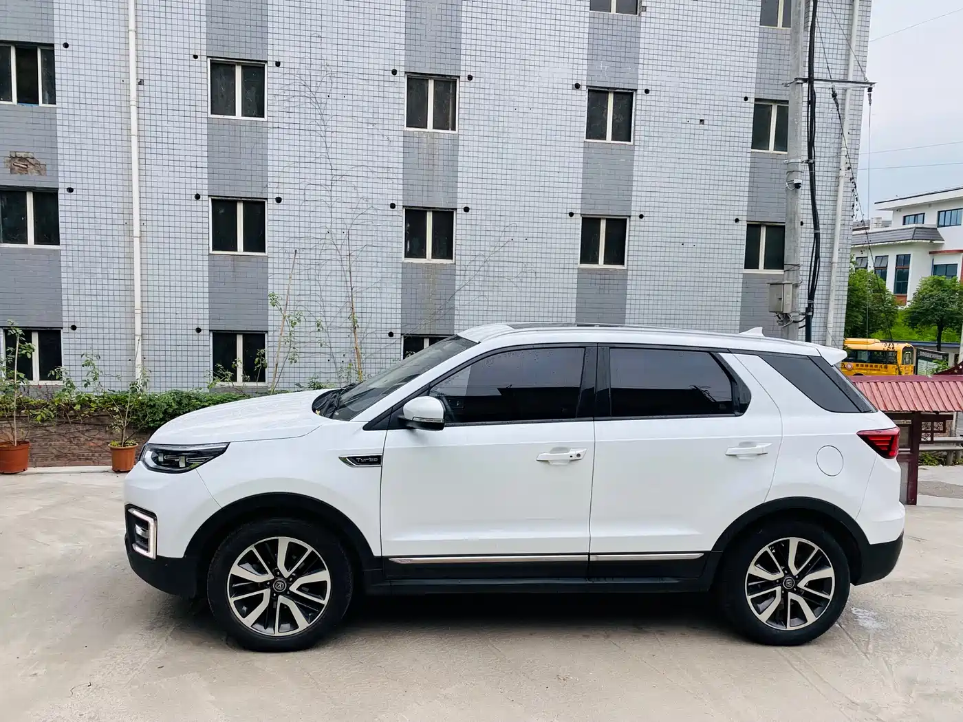 CHANGAN CS55
