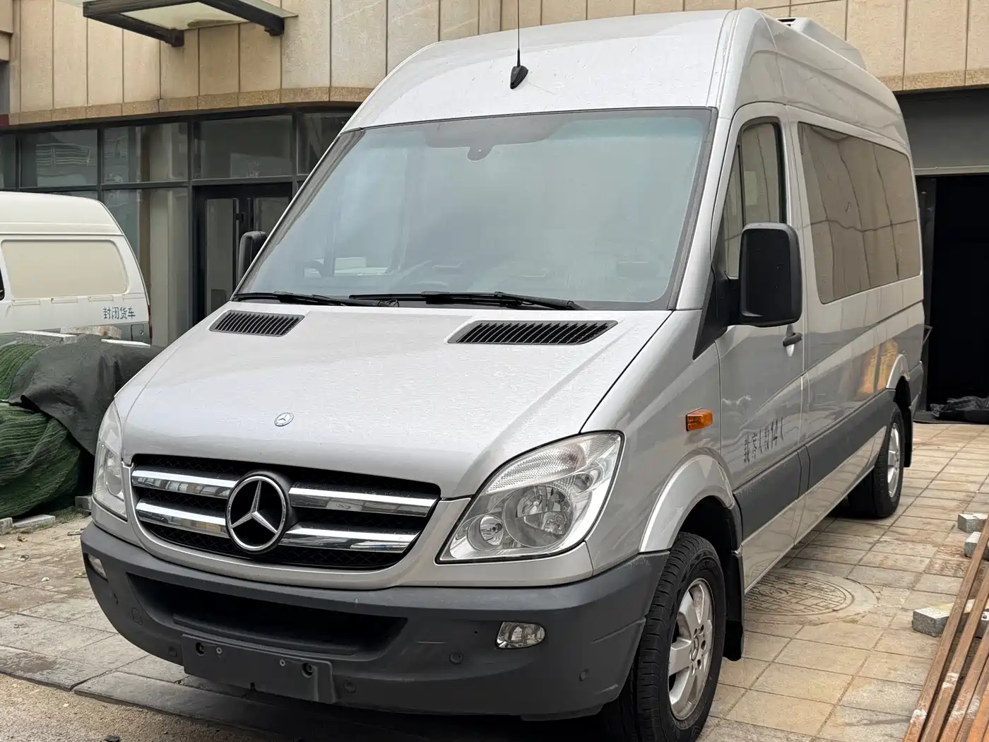 Mercedes-Benz Sprinter 2014 Model 2.1T Excellent Travel Medium Wheelbase