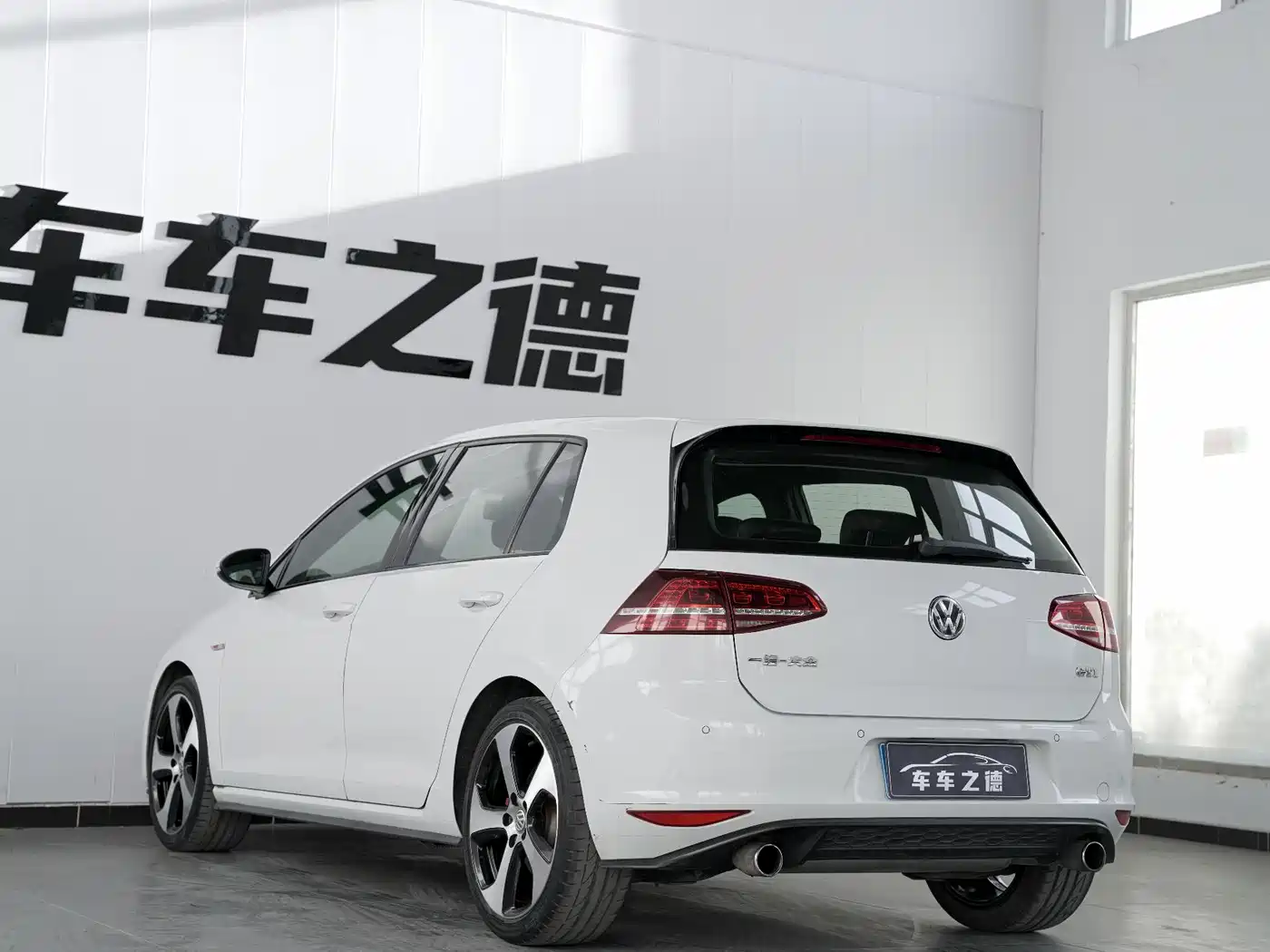 Volkswagen Golf GTI 2016 2.0TSI GTI фото 21