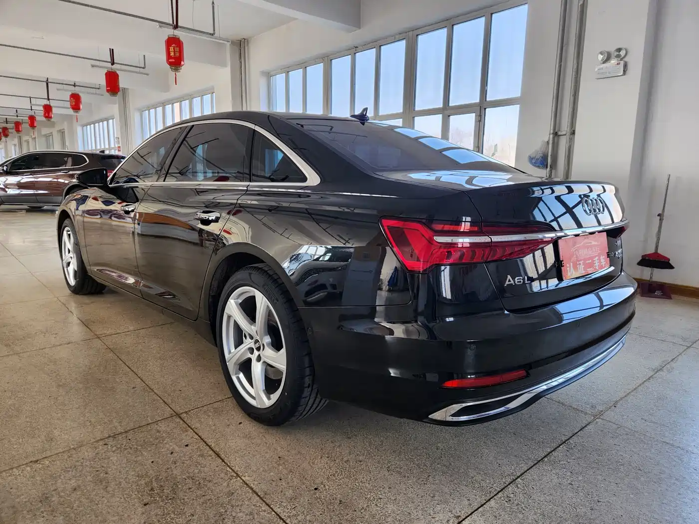 Audi A6L 2024 45 TFSI quattro Premium Elegance фото 4