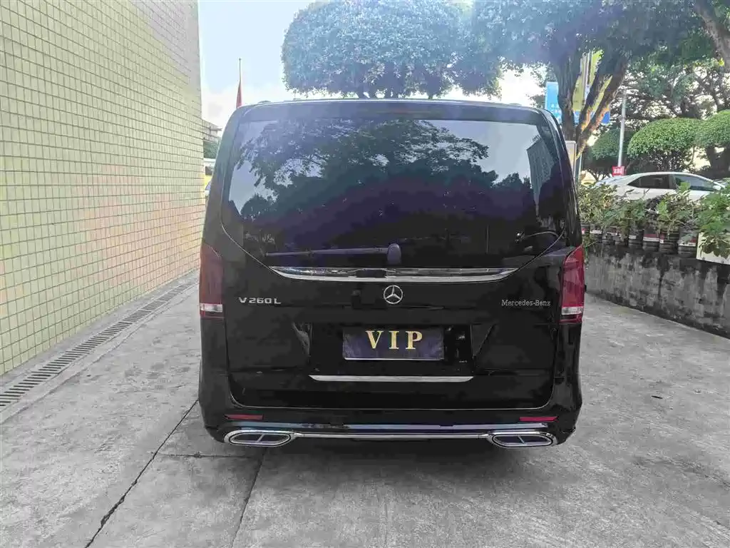 Mercedes-Benz V-Class 2018 V 260 L Premium Long Wheelbase Edition China VI фото 5