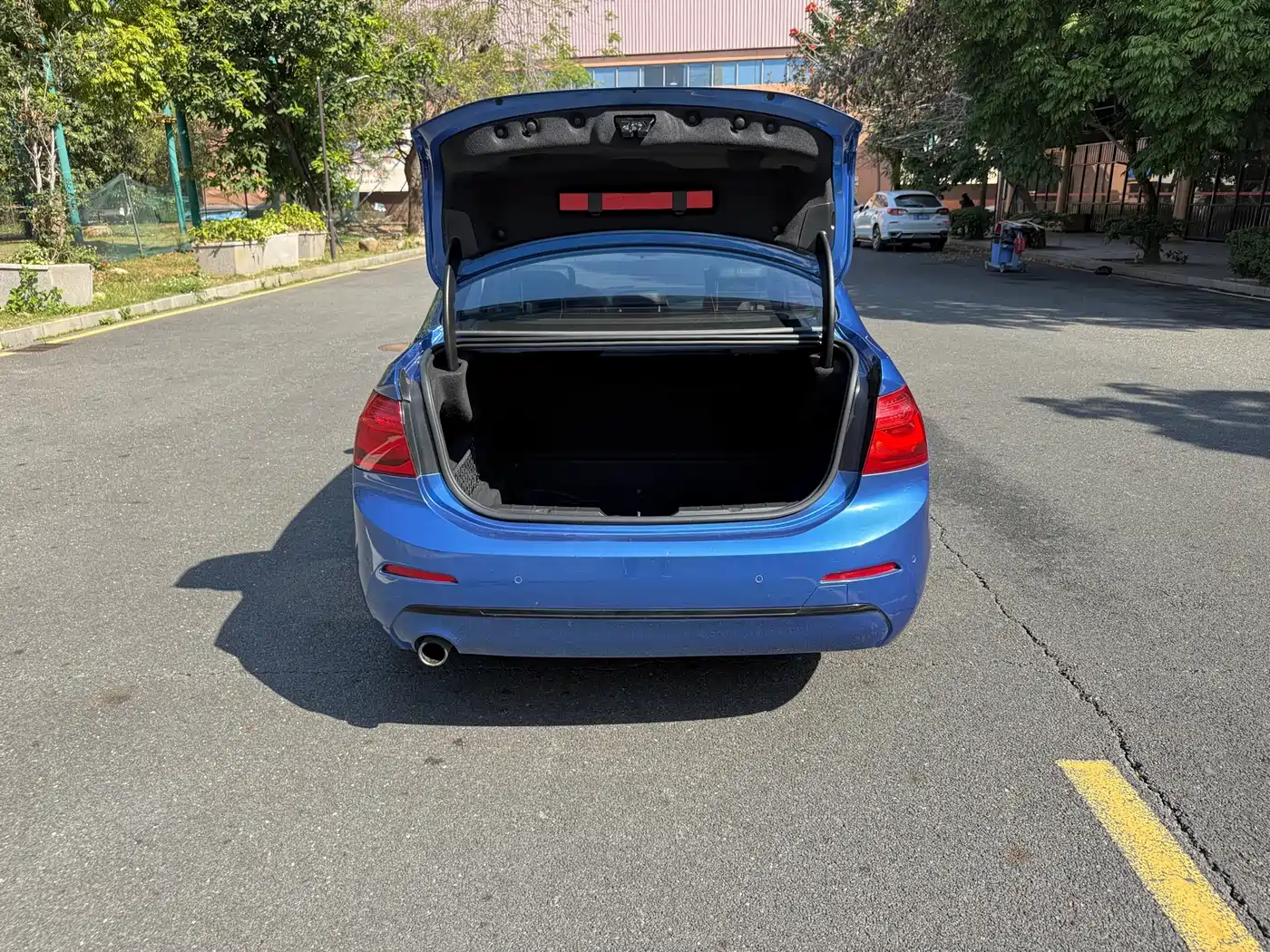 BMW 1 Series 2017 118i Sport фото 17
