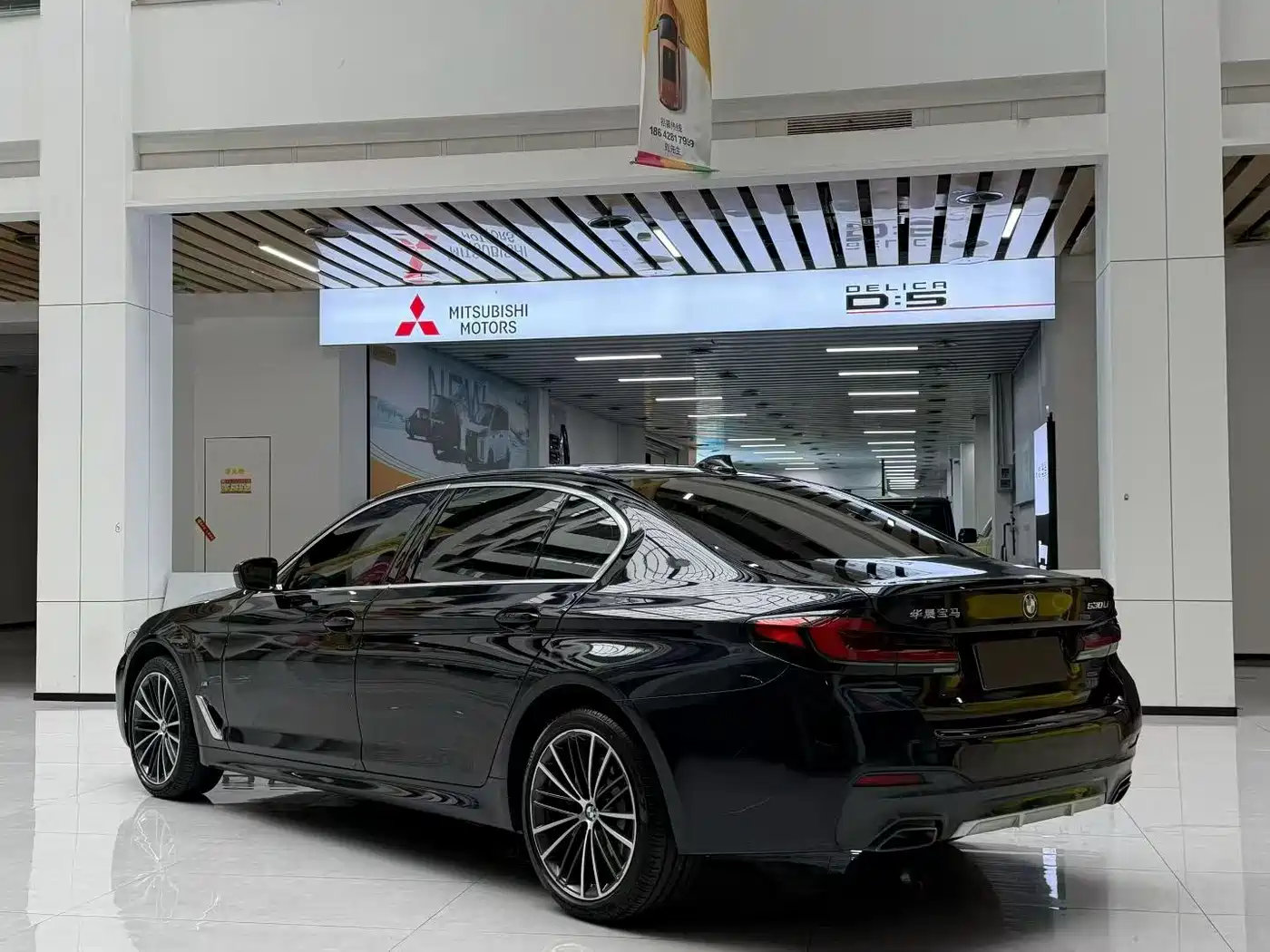 BMW 5 Series 2023 Facelift 530Li Leading M Sport Package фото 4