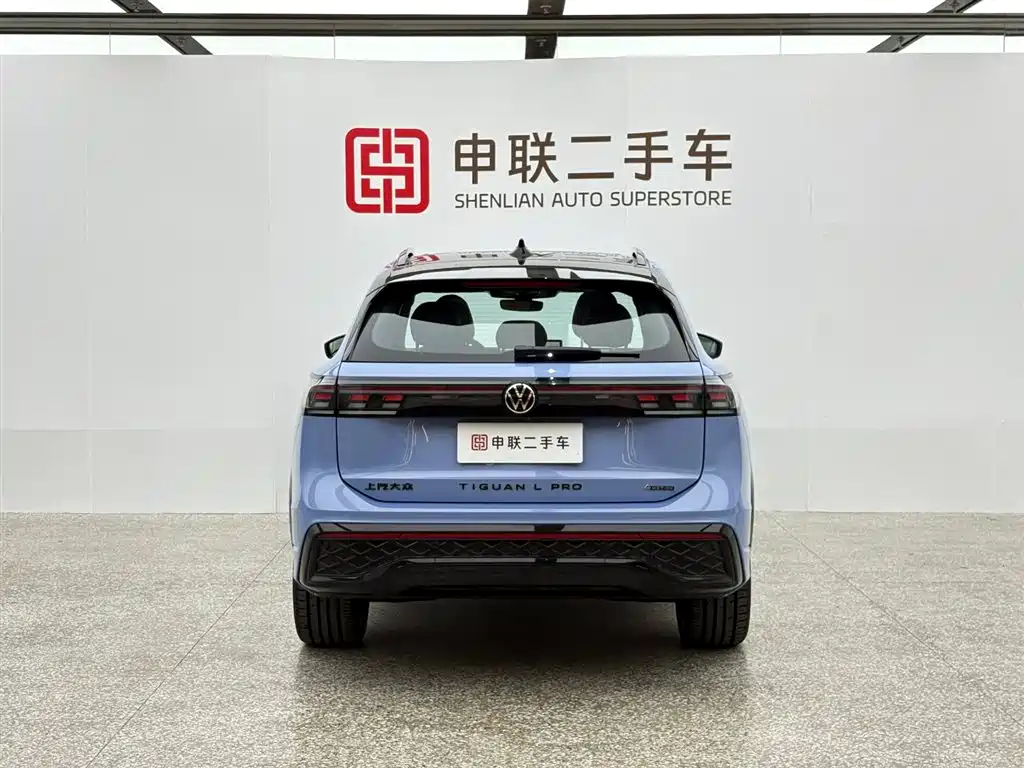 Volkswagen Tiguan L 2024 PRO 380TSI 4WD R-Line Premium Edition фото 5