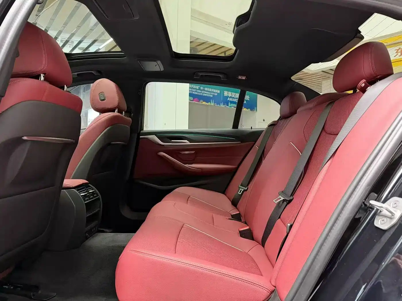 BMW 5 Series 2023 Facelift 530Li Leading M Sport Package фото 6