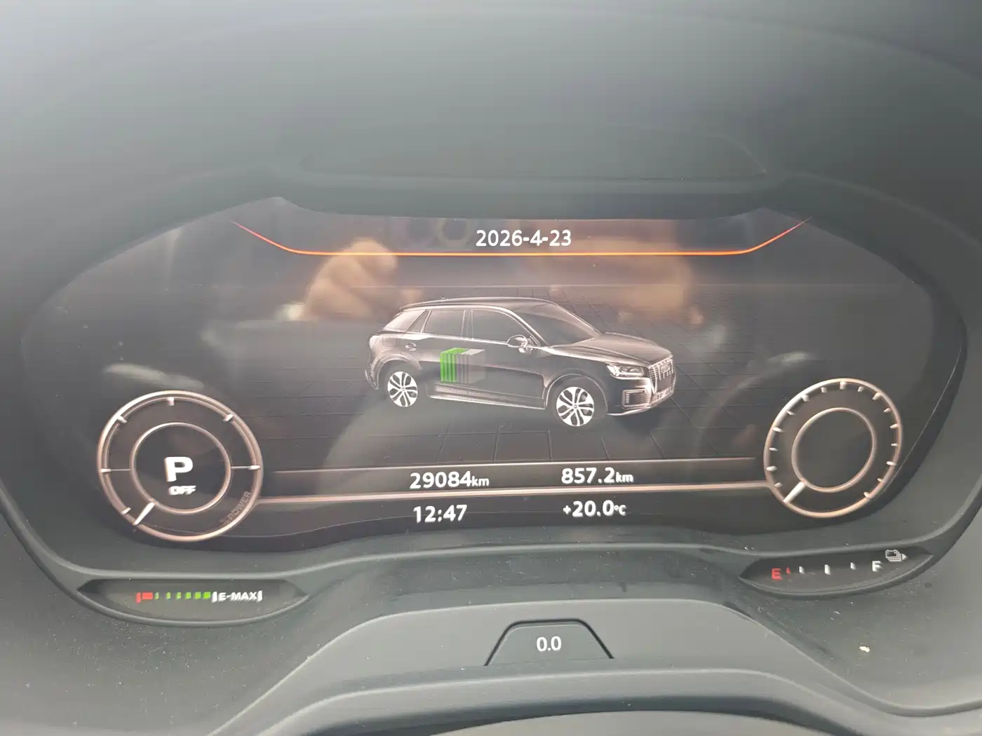 AUDI Q2L E-TRON