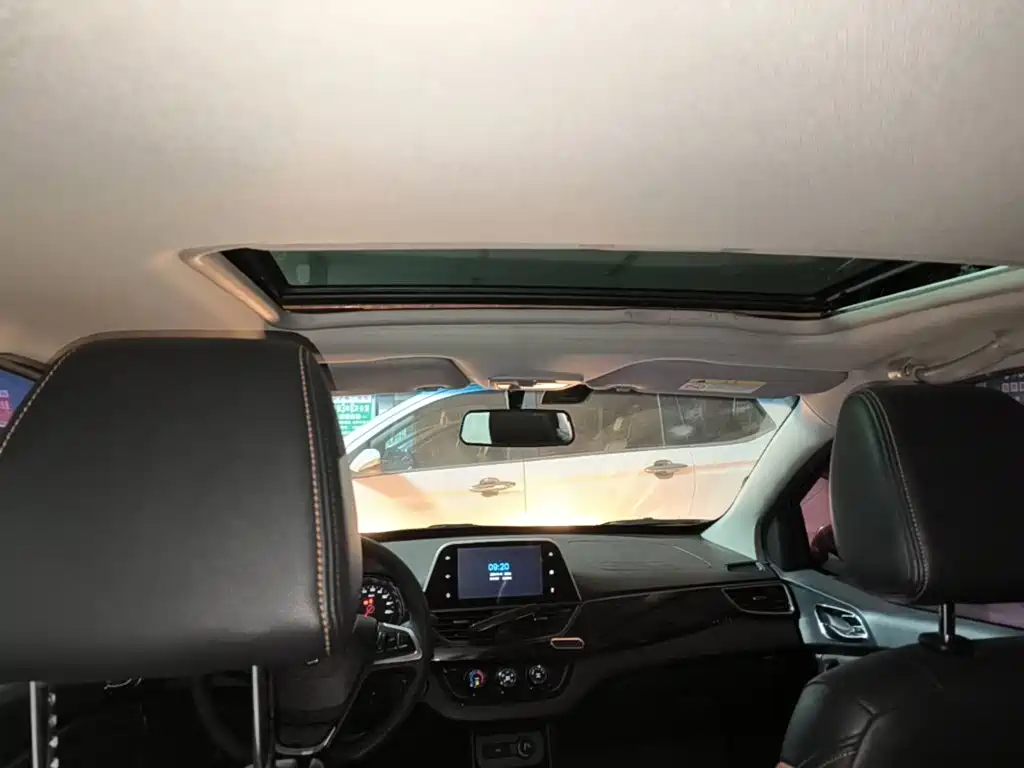 Baojun 310 2017 2017 1.5L Manual Luxury
