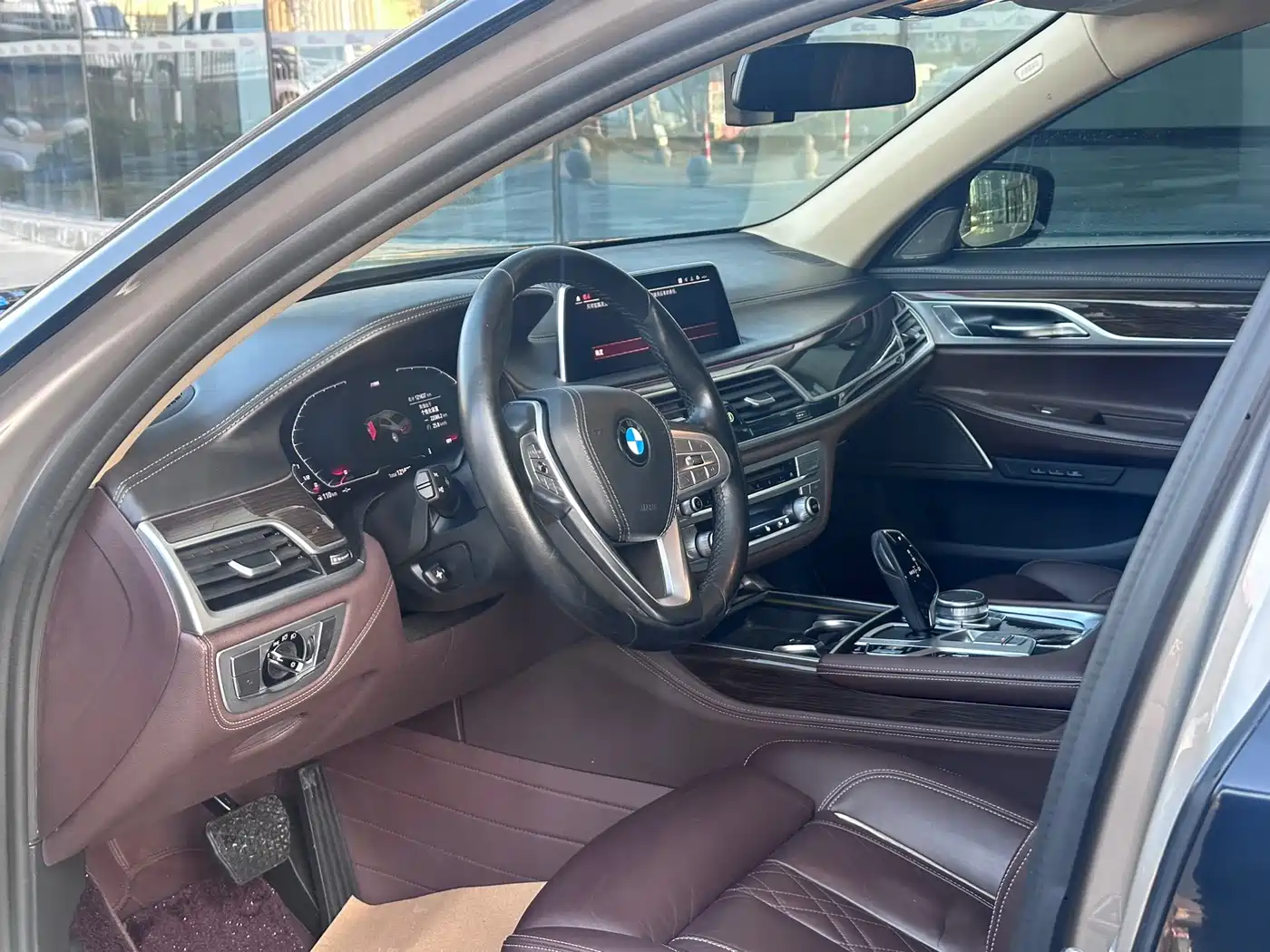 BMW 7 Series 2019 730Li Luxury Package фото 9