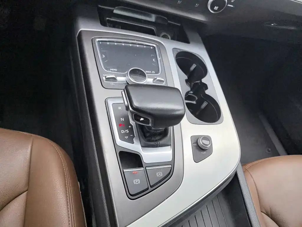 Photo 13 - Audi Q7