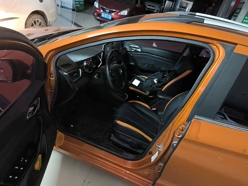 Baojun 310 2017 2017 1.5L Manual Luxury
