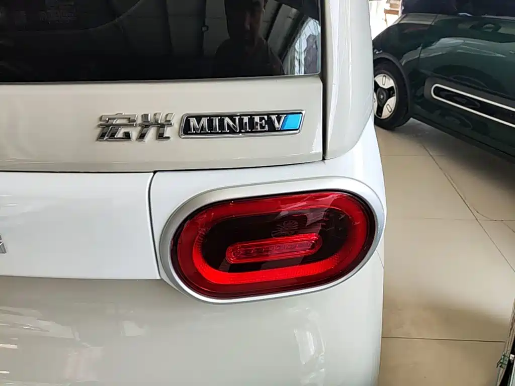 Фото 8 - Wuling Motors Hongguang MINIEV