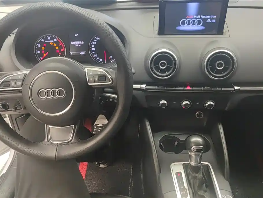 Audi A3 2016 Limousine 35 TFSI Style фото 12