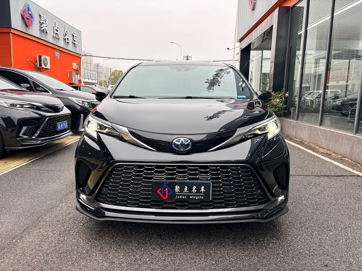 TOYOTA GREVIA