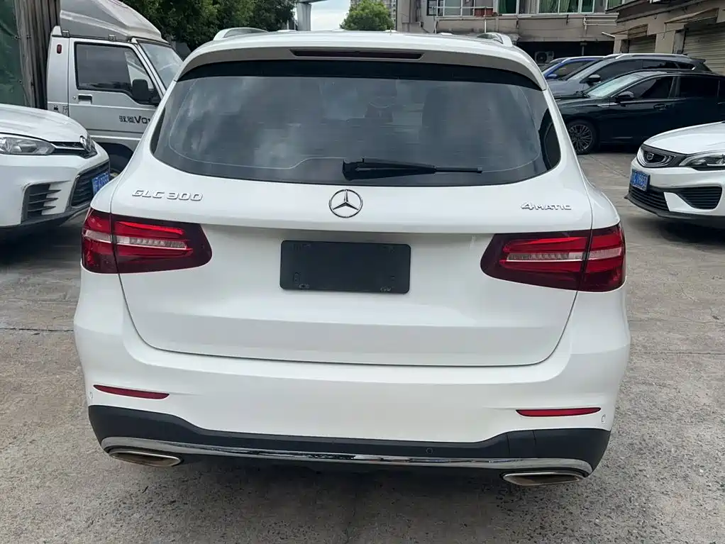 Фото 5 - Mercedes-Benz GLC