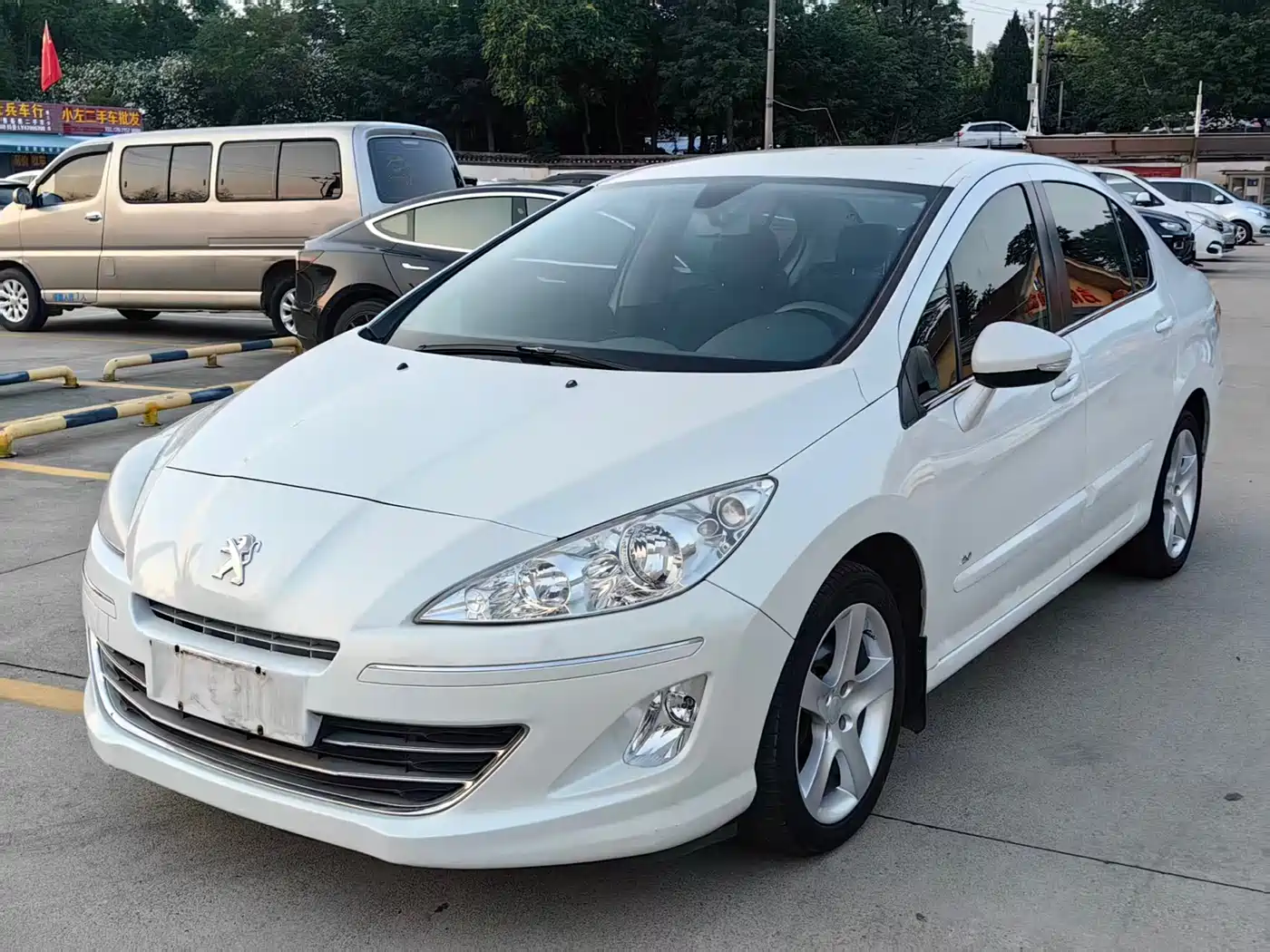 Peugeot 408 2013 2.0L Automatic Comfort Edition