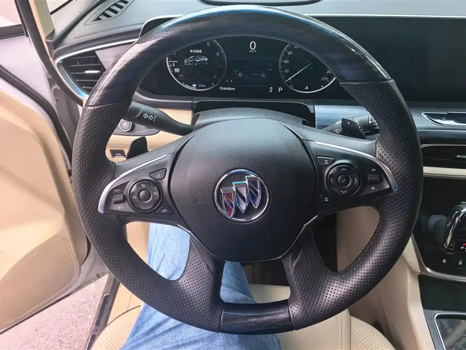 BUICK GL8