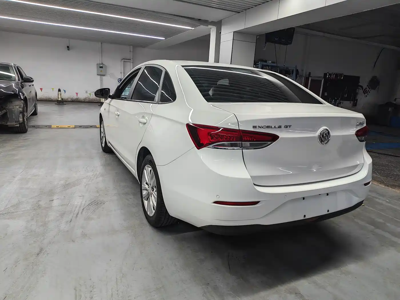 Buick Excelle 2021 Exemplar 1.5L Auto Elite фото 15