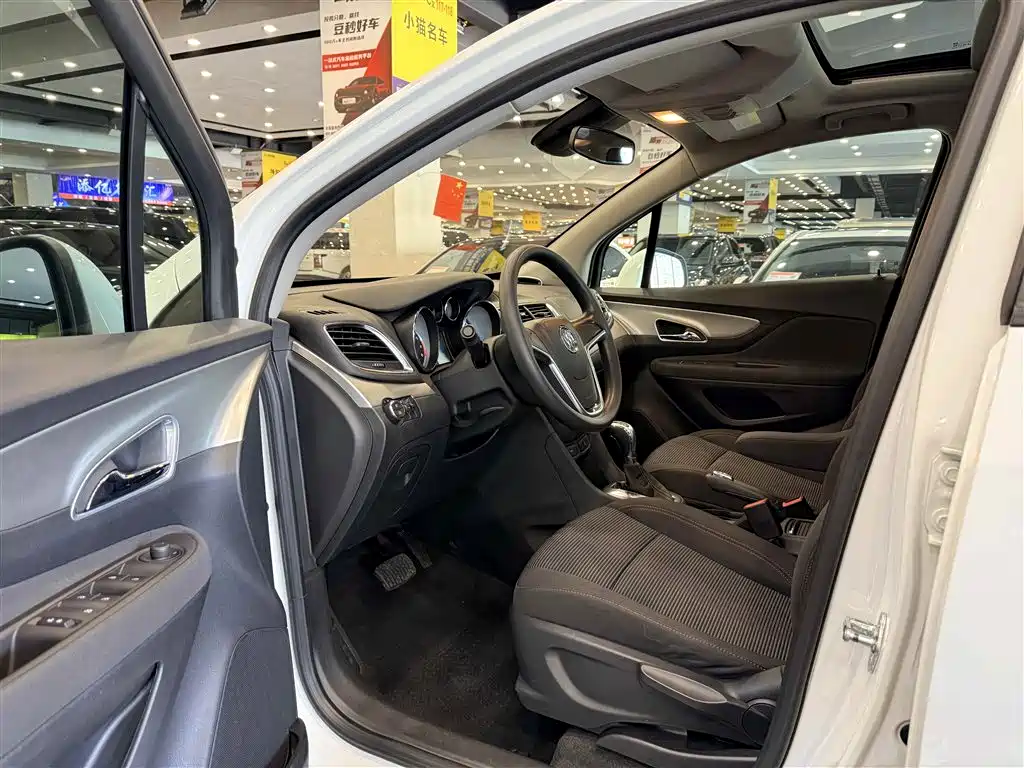 Buick Encore 2015 1.4T Automatic 2WD Urban Elite фото 4