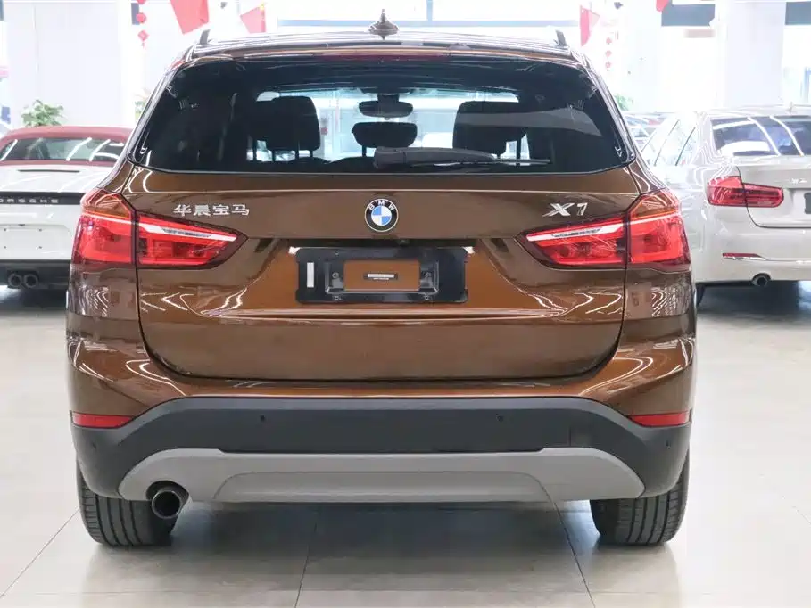 BMW X1 2016 sDrive18Li Premium Model фото 4