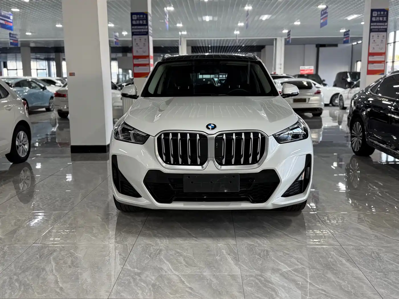 BMW X1 2024 sDrive25Li M Sport Package фото 2